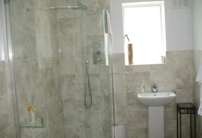 Номер Стандарт Вид на Сад, Sampford Harbour Side Guest House