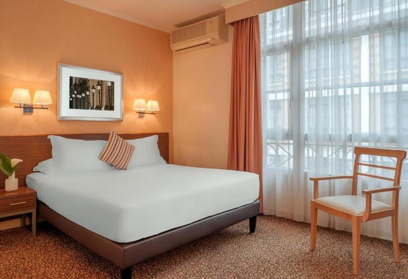 1 Bedroom Apartment River View, Citadines Saintgermaindespres Paris