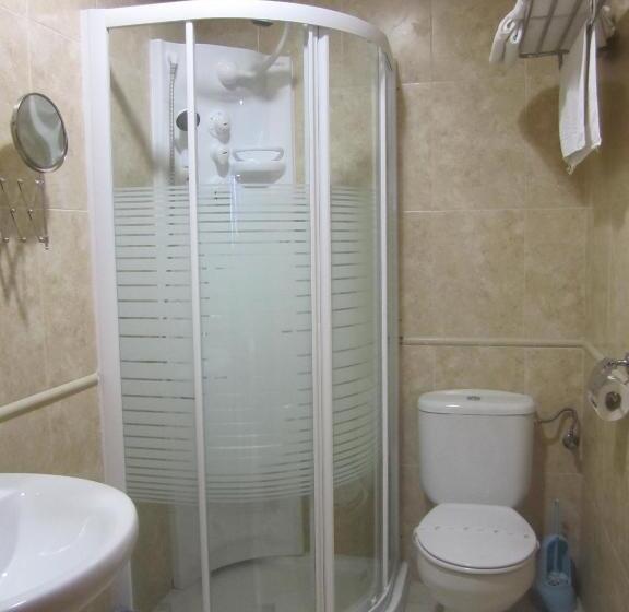 标准间, Hostal La Conileña