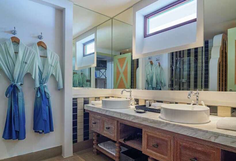 스탠다드 룸 킹사이즈 침대, Hilton Garden Inn Ras Al Khaimah