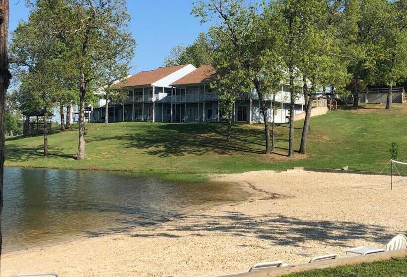 1 Bedroom Apartment Lake View, Crown Lake Resort & Spa