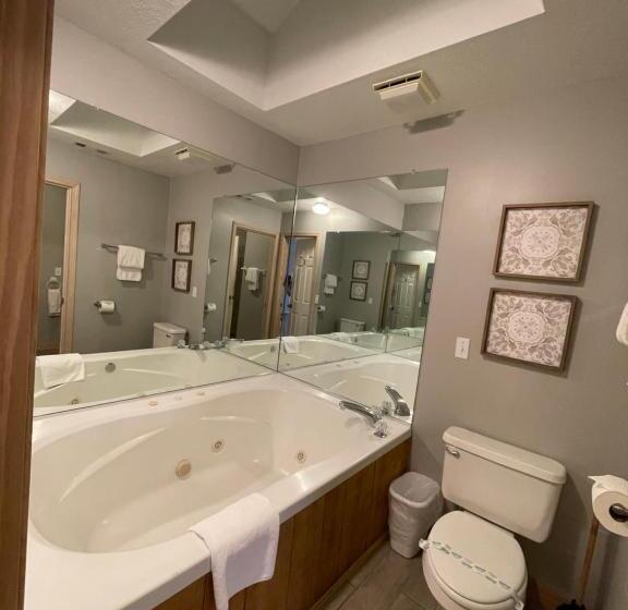 1 Bedroom Apartment Lake View, Crown Lake Resort & Spa