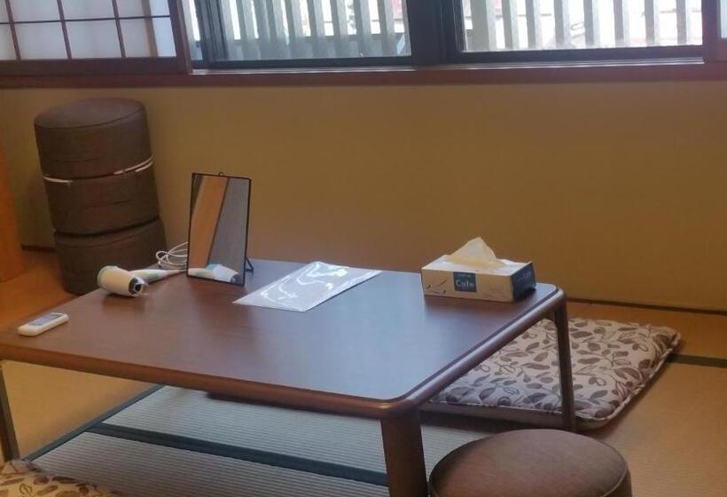 اتاق استاندارد چهار تخته, Home Sharing Guest House Don