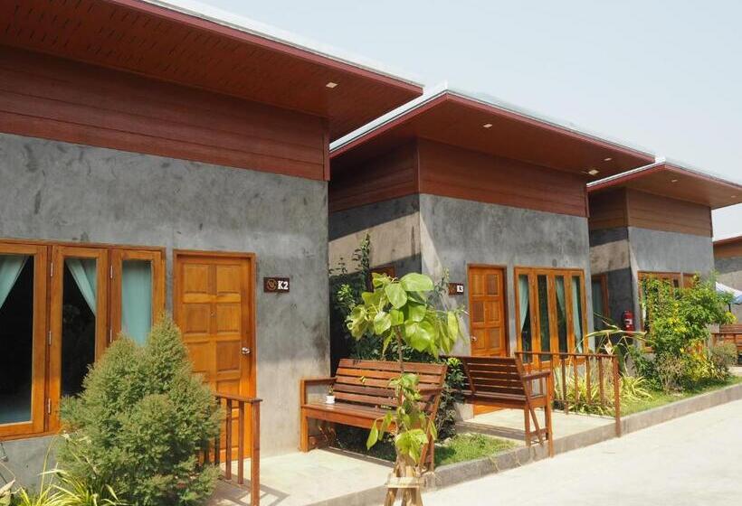 Номер Deluxe с Балконом, Nawiengkae Riverview Resort