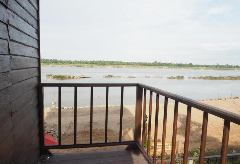 Номер Deluxe Вид на Море с Балконом, Nawiengkae Riverview Resort