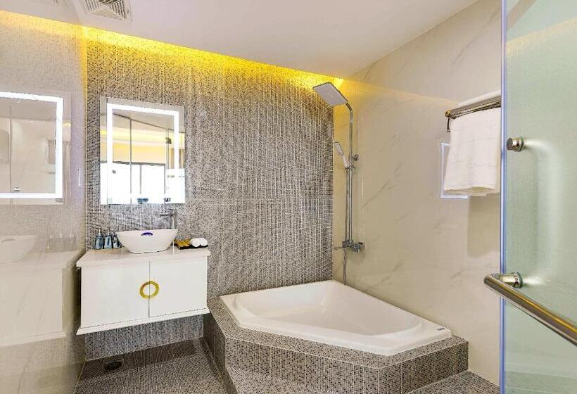 اتاق لوکس با چشم‌انداز دریا, Seaside Boutique Resort Quy Nhon
