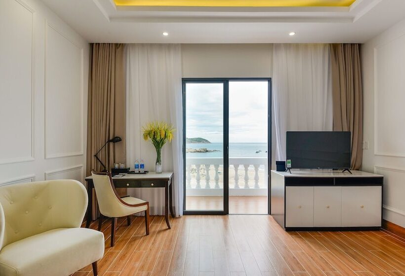 اتاق اجرایی با چشم‌انداز دریا, Seaside Boutique Resort Quy Nhon