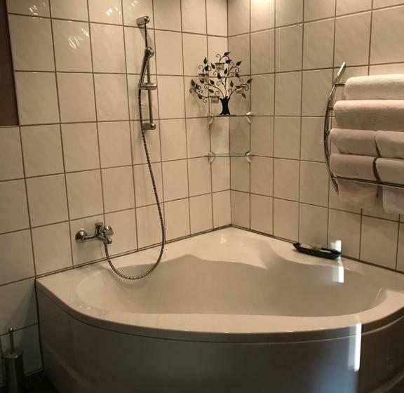 Номер Стандарт, Waldhotel Auerhahn Hochkopfhaus