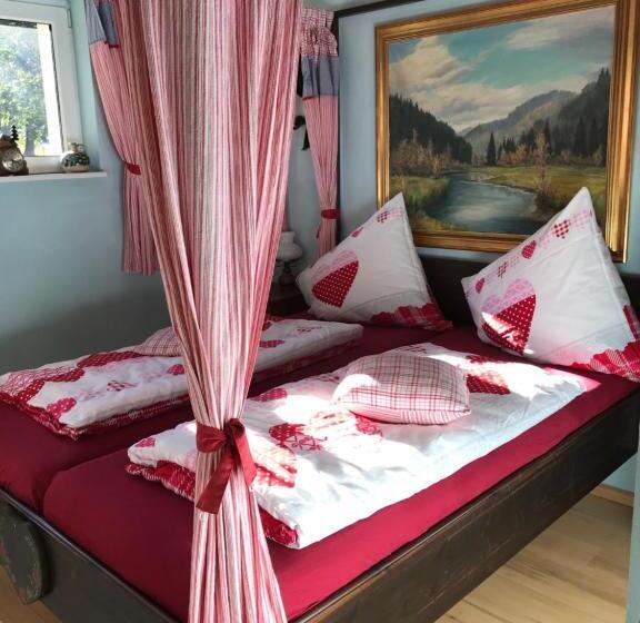 Номер Стандарт, Waldhotel Auerhahn Hochkopfhaus