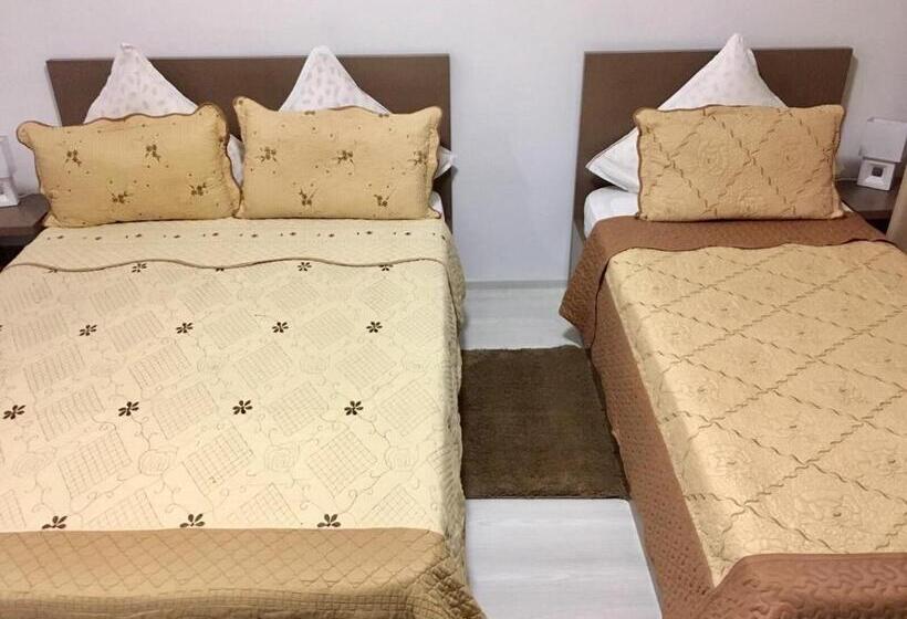 디럭스 트리플 룸, Fast Airport Accomodation