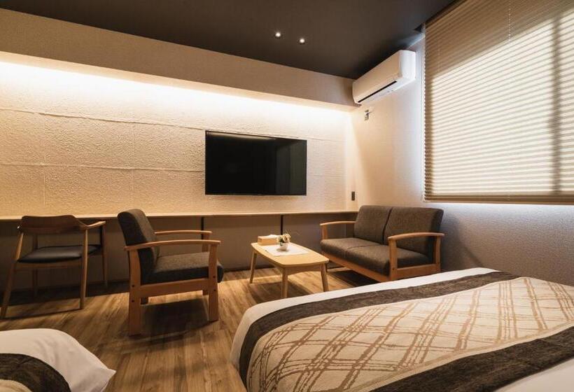 Семейный Номер Deluxe, Grand Base Beppu Ekihigashi