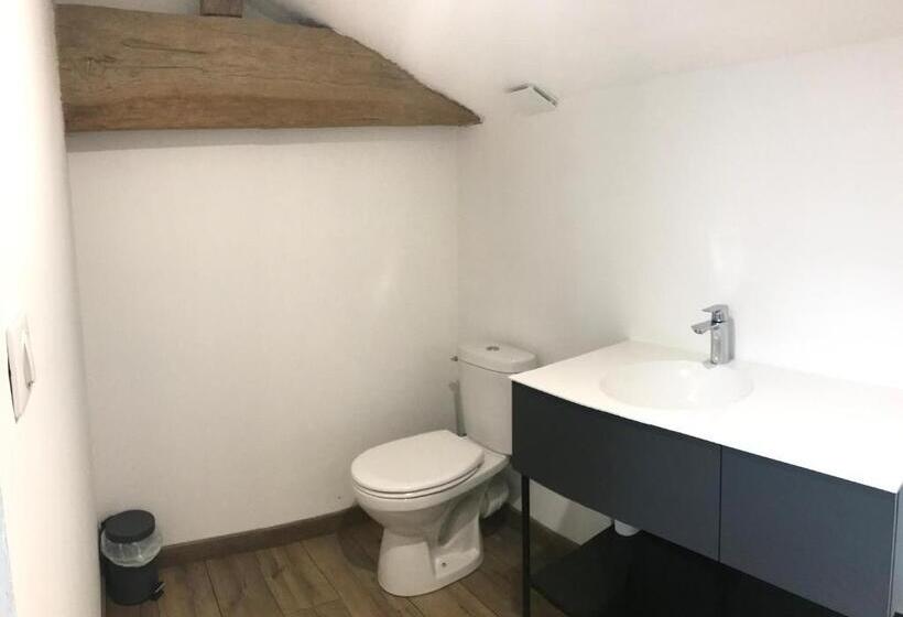Дом 3 Спальни, L Auberge Meilhannaise