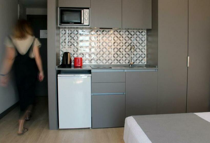 استودیوی استاندارد, Apartamentos Ribera