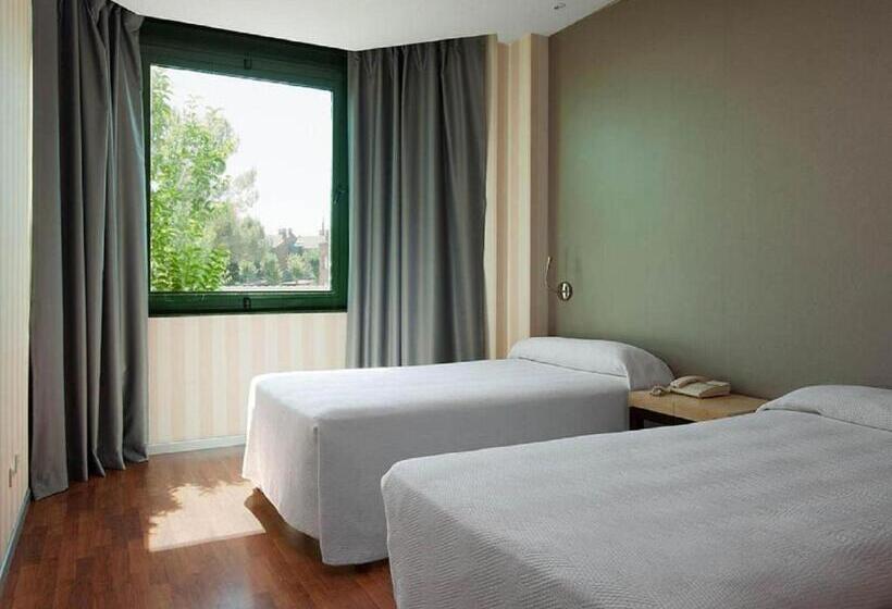 Апартаменты 1 Спальня, Apartamentos Th Las Rozas