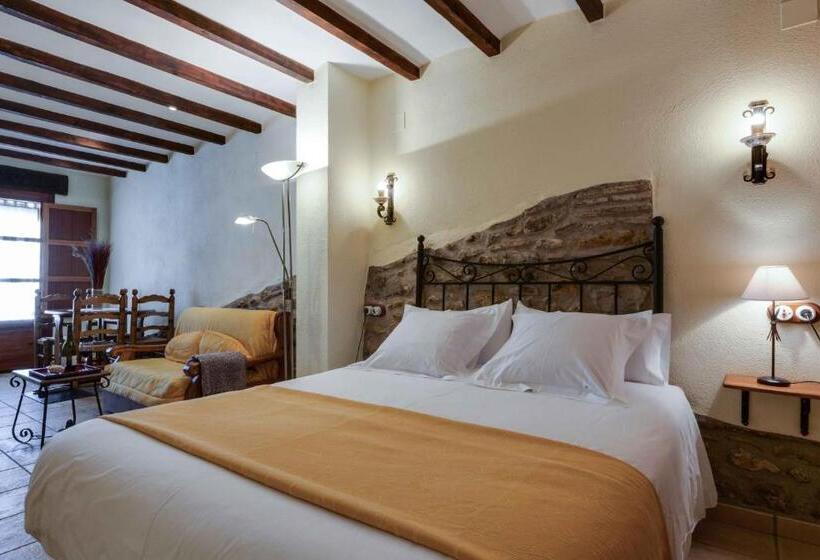 Студия Стандарт, Complejo Rural Turimaestrat