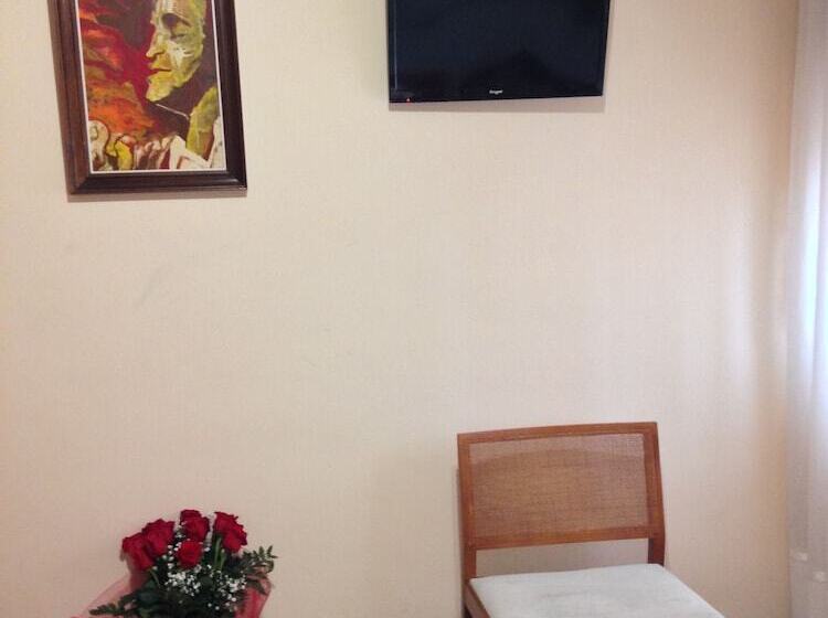 Номер Стандарт, Hostal Juan Xxiii   Madrid Norte