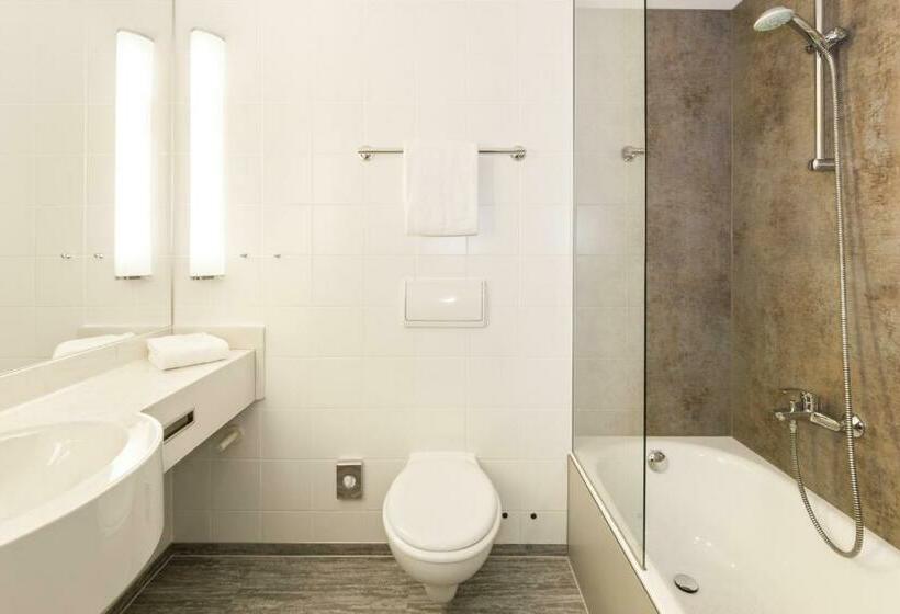 Номер Комфорт, Park Inn By Radisson Dresden