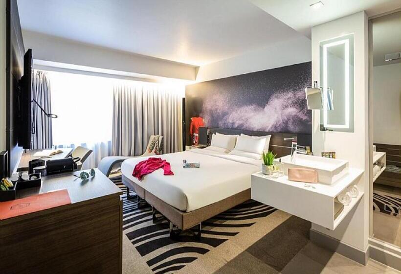 Люкс, Novotel London Tower Bridge