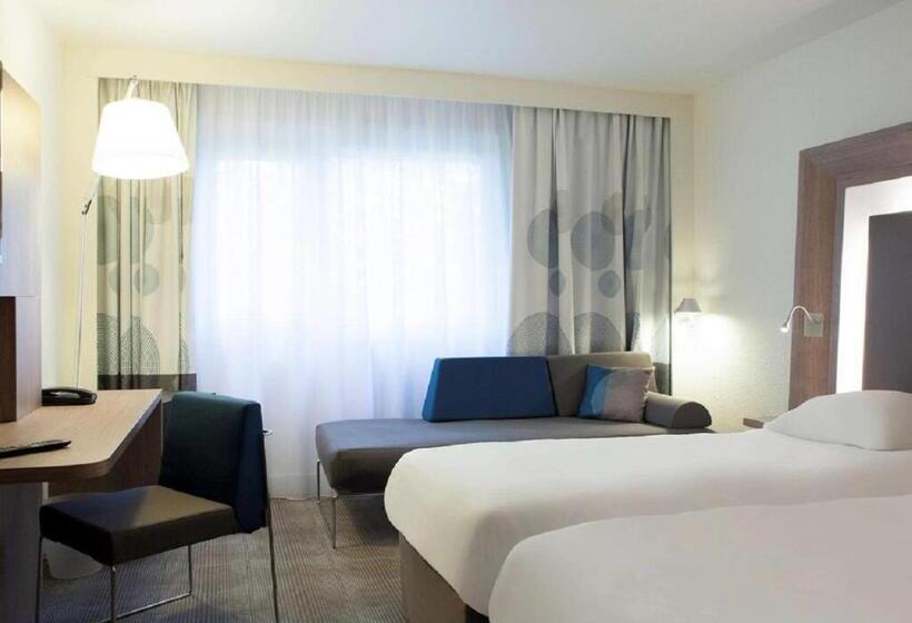Номер Superior, Novotel London Tower Bridge