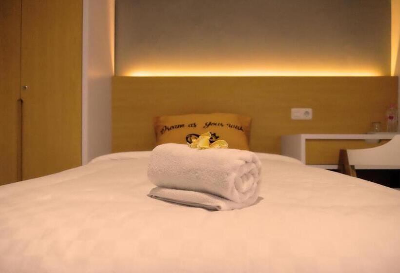 Люкс Повышенной Комфортности, Gapura Residence Airport Semarang By Sinergi