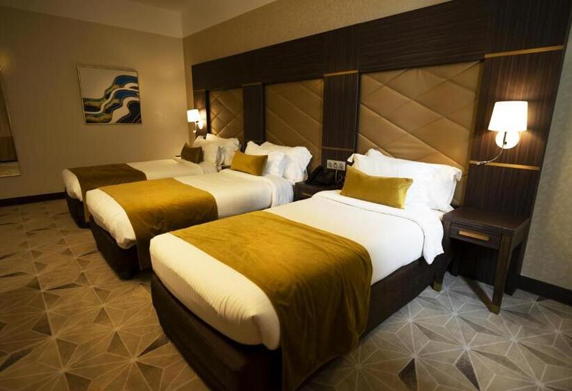 Номер Стандарт Трехместный, Rodina Hotel Spa & Conferences