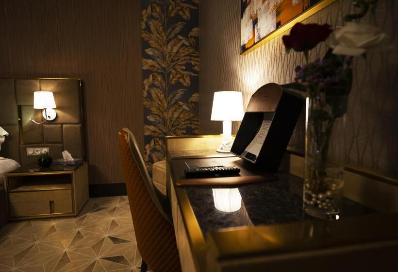 Полулюкс, Rodina Hotel Spa & Conferences