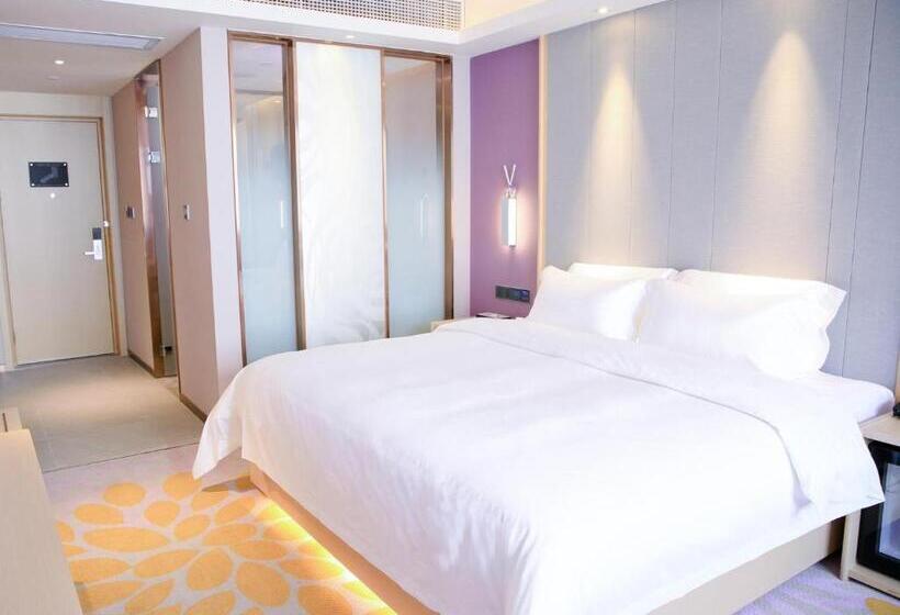 Номер Deluxe Кровать Кинг, Lavande Hotels·shenzhen North Railway Station Longhua Bus Terminal