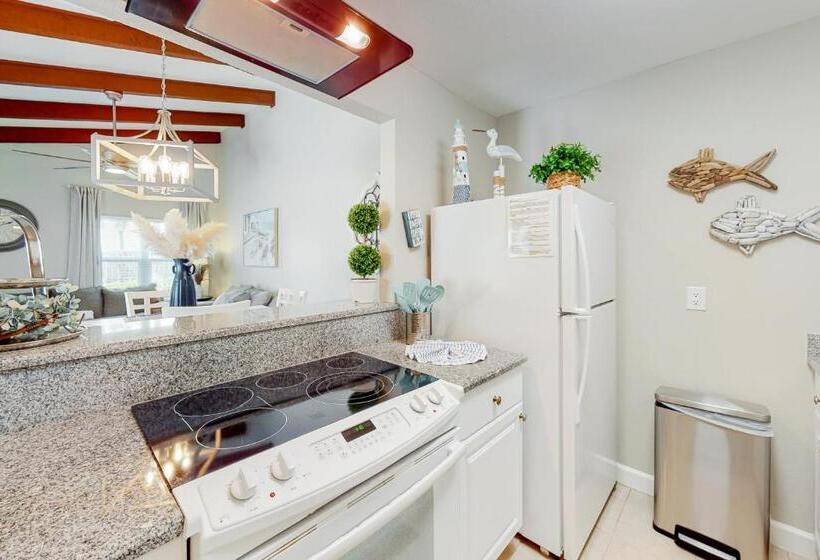 Апартаменты 2 Спальни, Seascape Tennis Villa 53b