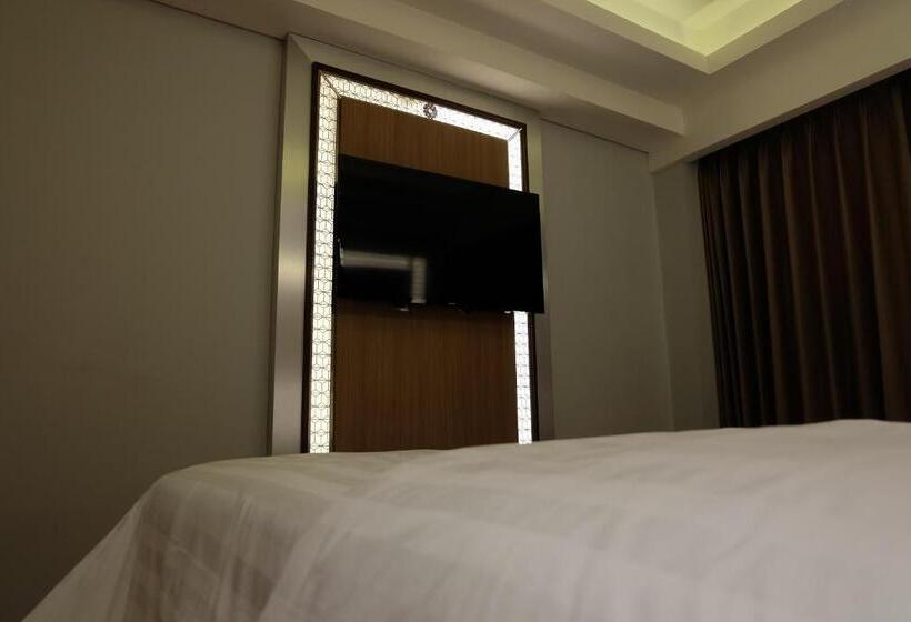 스위트, Wirton Seminyak