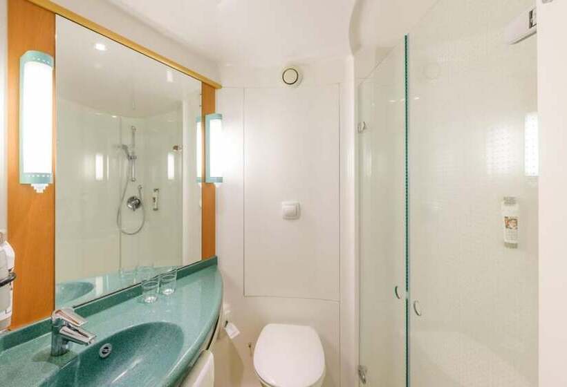 Номер Стандарт, Ibis Berlin Dreilinden