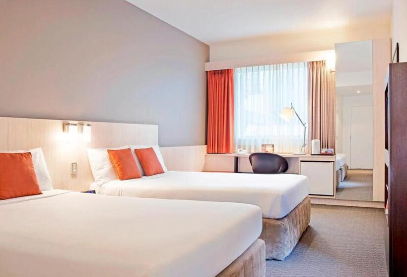 Номер Стандарт, Ibis Wellington