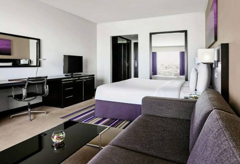 Семейный Номер, Pullman Dubai Creek City Centre