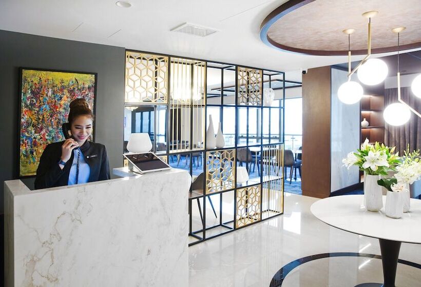 Номер Executive, Pullman Dubai Creek City Centre