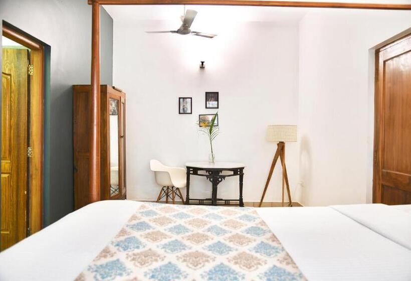 اتاق لوکس, Botanique Goa