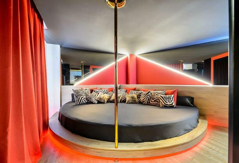 Номер Стандарт, Vibra District - Adults Only