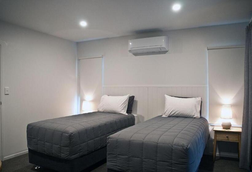 Номер Стандарт, Whakatane B&b