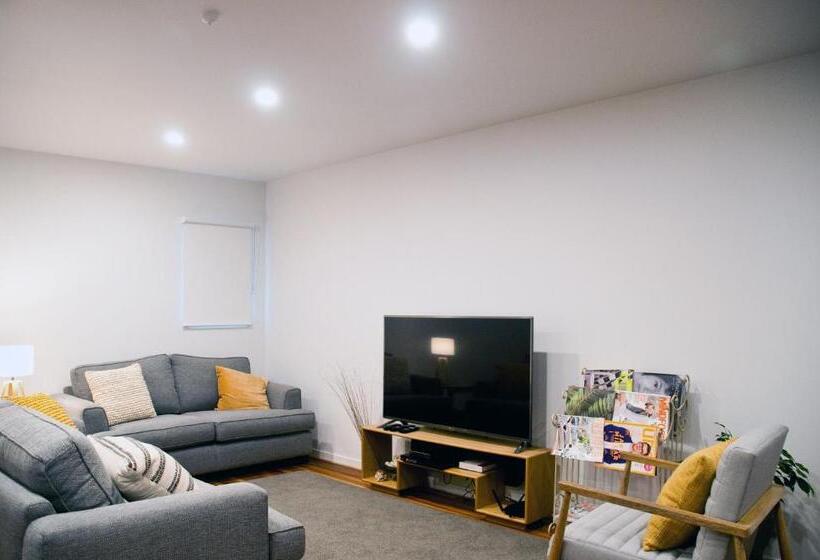 Номер Стандарт, Whakatane B&b