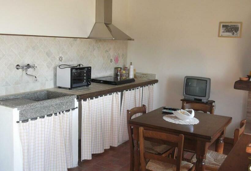 آپارتمان 1 خوابه, Il Laghetto Agriturismo