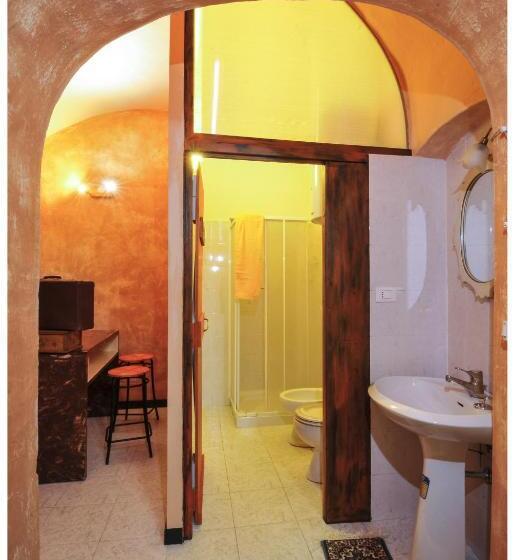 Четырехместный Номер Стандарт, B&b Au Caruggiu