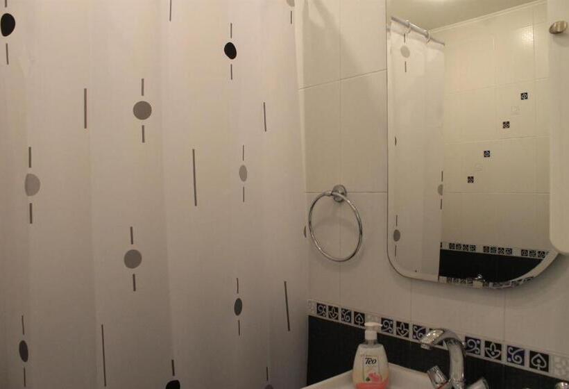Номер Стандарт с Балконом, Stela Guest House