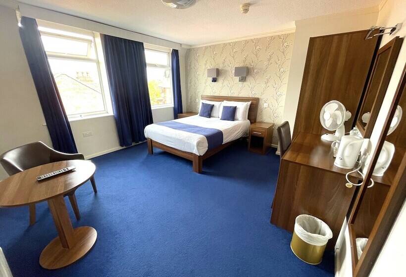 Номер Премиум, The Continental Hotel, Derby