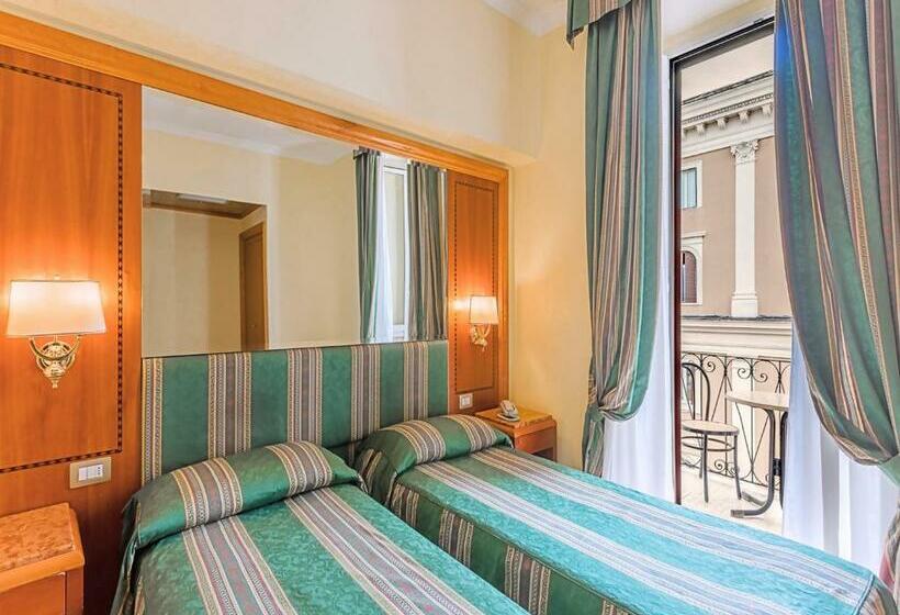 Habitación Estándar, Raeli Hotel Lux