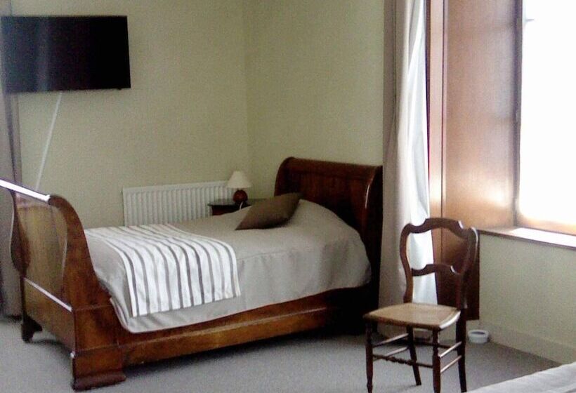 Номер Стандарт, Auberge La Source   Logis Hôtels