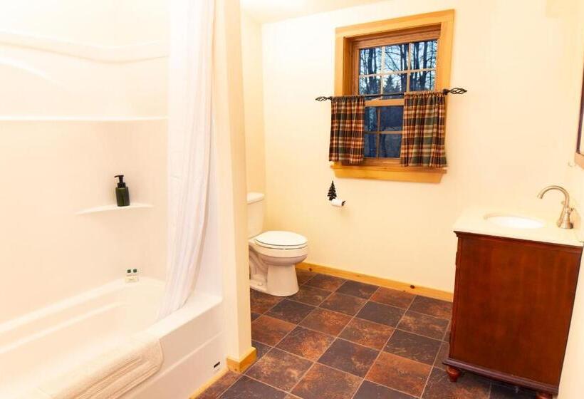 Люкс Deluxe Кровать Кинг, Trails End Inn