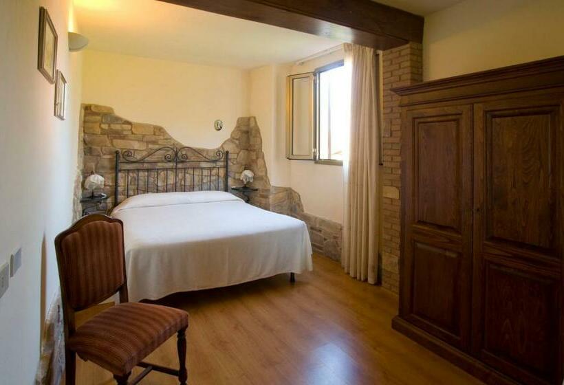 Номер Стандарт, Agriturismo Poggio Corbello