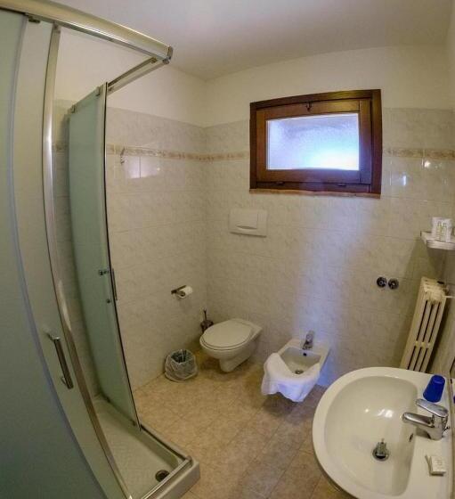 Студия Стандарт, Agriturismo Poggio Corbello
