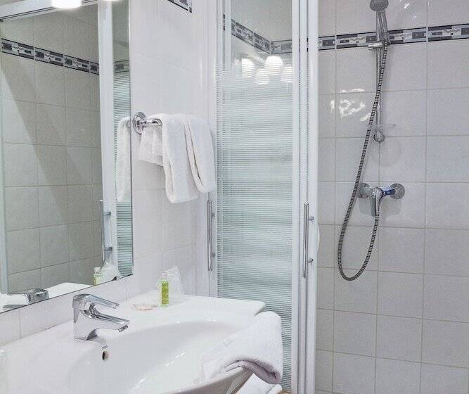 Номер Стандарт, Cit Hotel De La Vallée