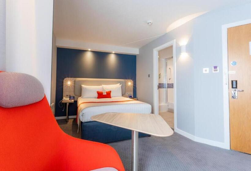اتاق استاندارد با تخت بزرگ, Holiday Inn Express   Glasgow   City Ctr Theatreland, An Ihg