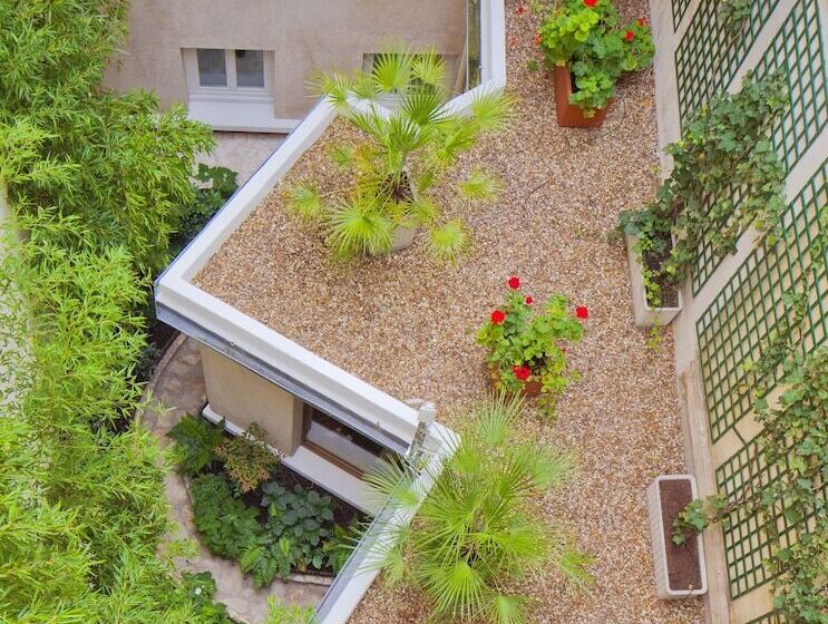 اتاق کلاسیک, Hôtel Beaubourg