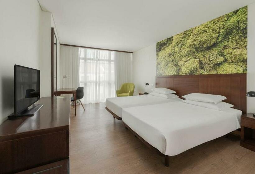 Номер Стандарт, Neat Hotel Avenida